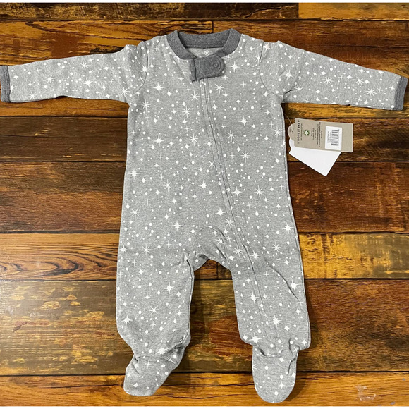 The Honest Company Other - Honest Baby Organic Cotton Twinkle Star Sleep N' Play 0-3 months